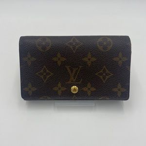 💯 AUTH. Louis Vuitton monogram Porte monnaie tresor wallet